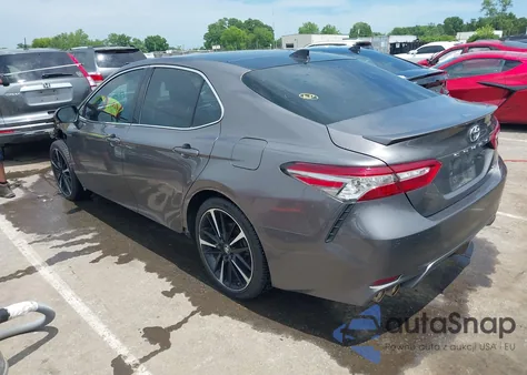 2018 Toyota Camry Xse V6 z USA, uszkodzony, nr VIN 4T1BZ1HK9JU003477